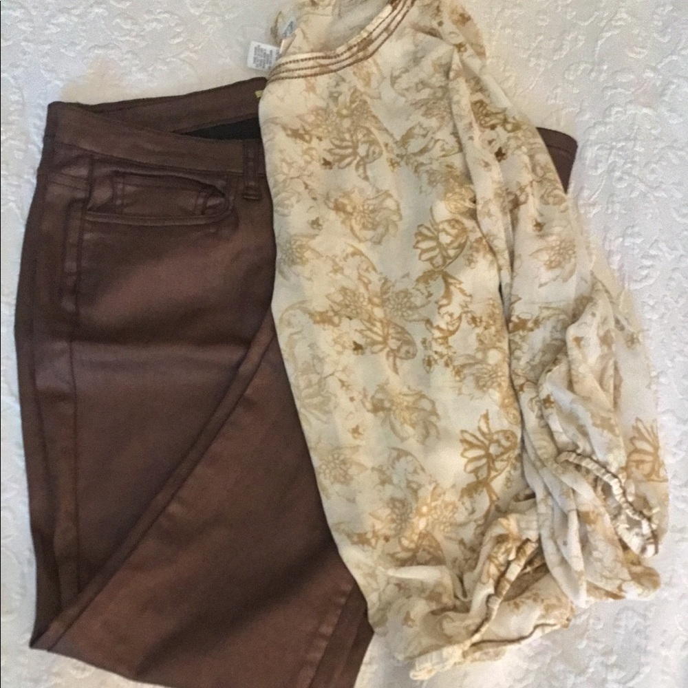 Women max studio top